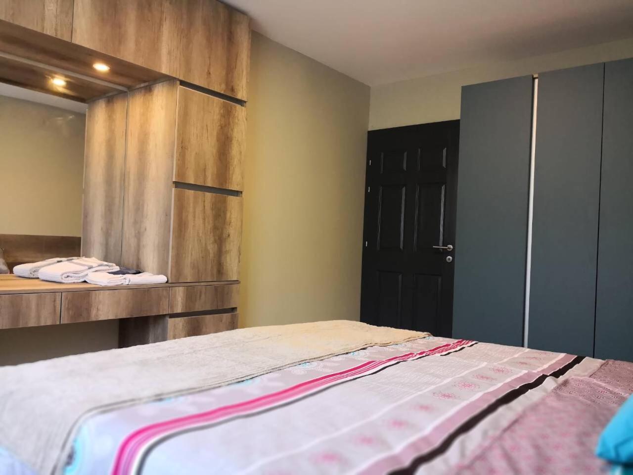 Mihajlovik Lux Apartment In Heart Of Skopje Exterior photo